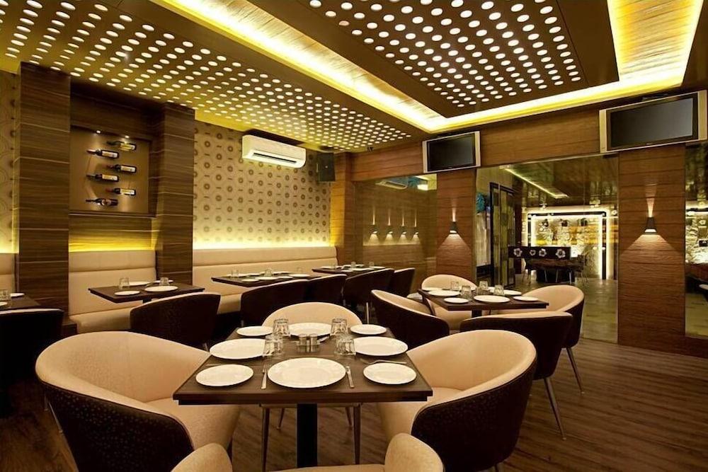 Hotel Plaza Bombaim Exterior foto